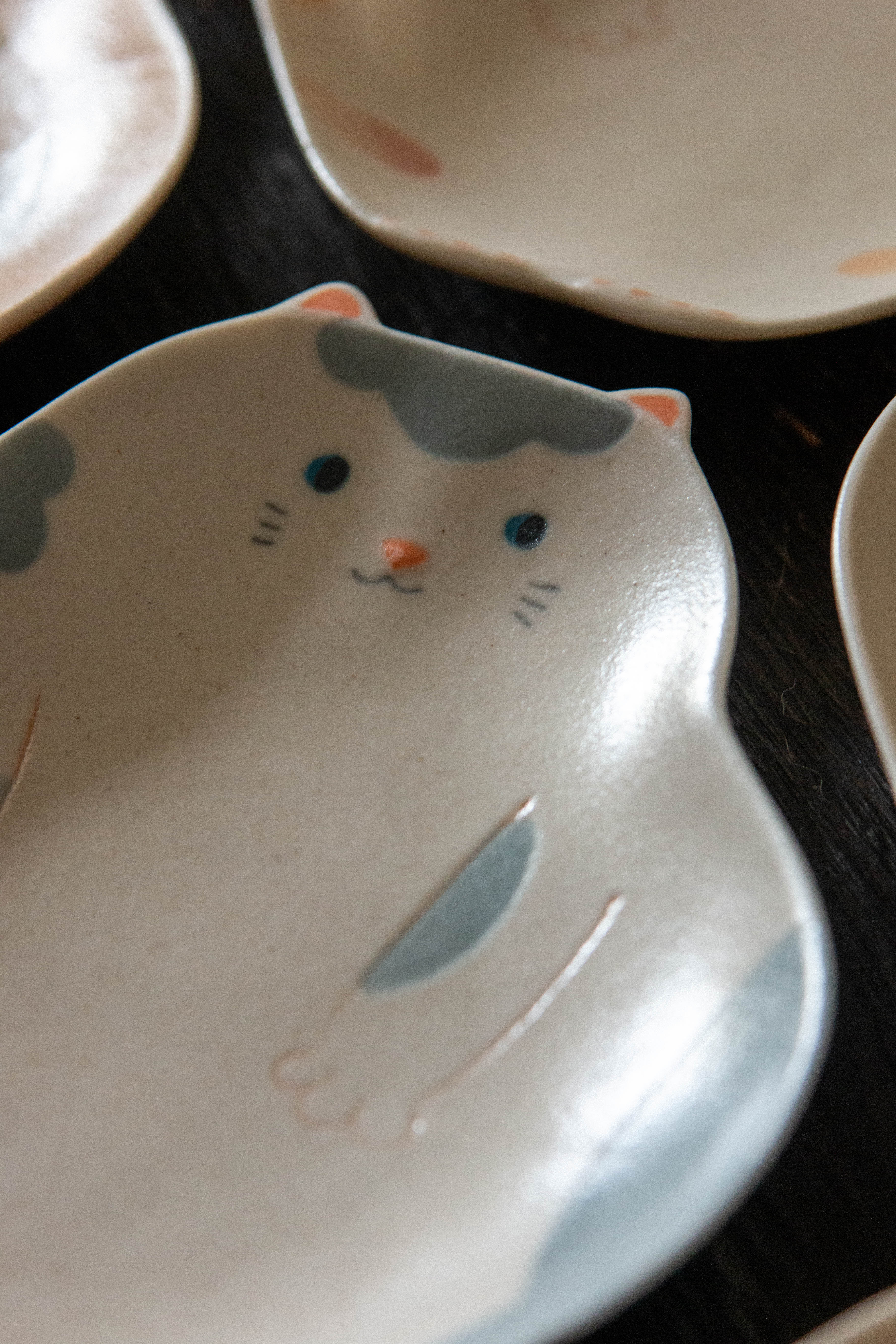 Ye Zi | Cat Shaped Plates