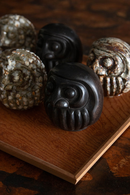 Anayama Daisuke | Black Pottery Ko-Daruma 黒陶ノ達磨