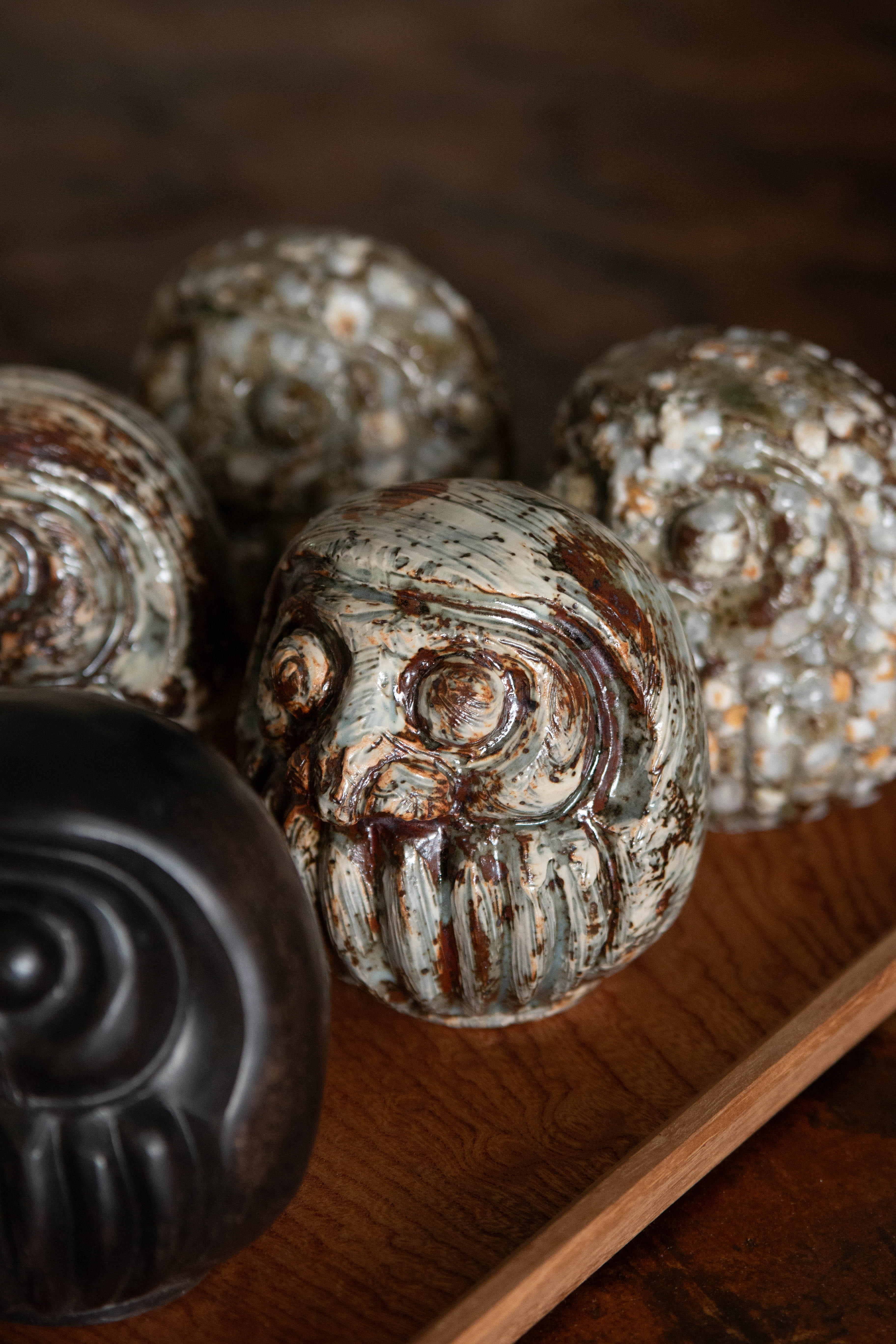 Anayama Daisuke | Black Pottery Ko-Daruma 黒陶ノ達磨