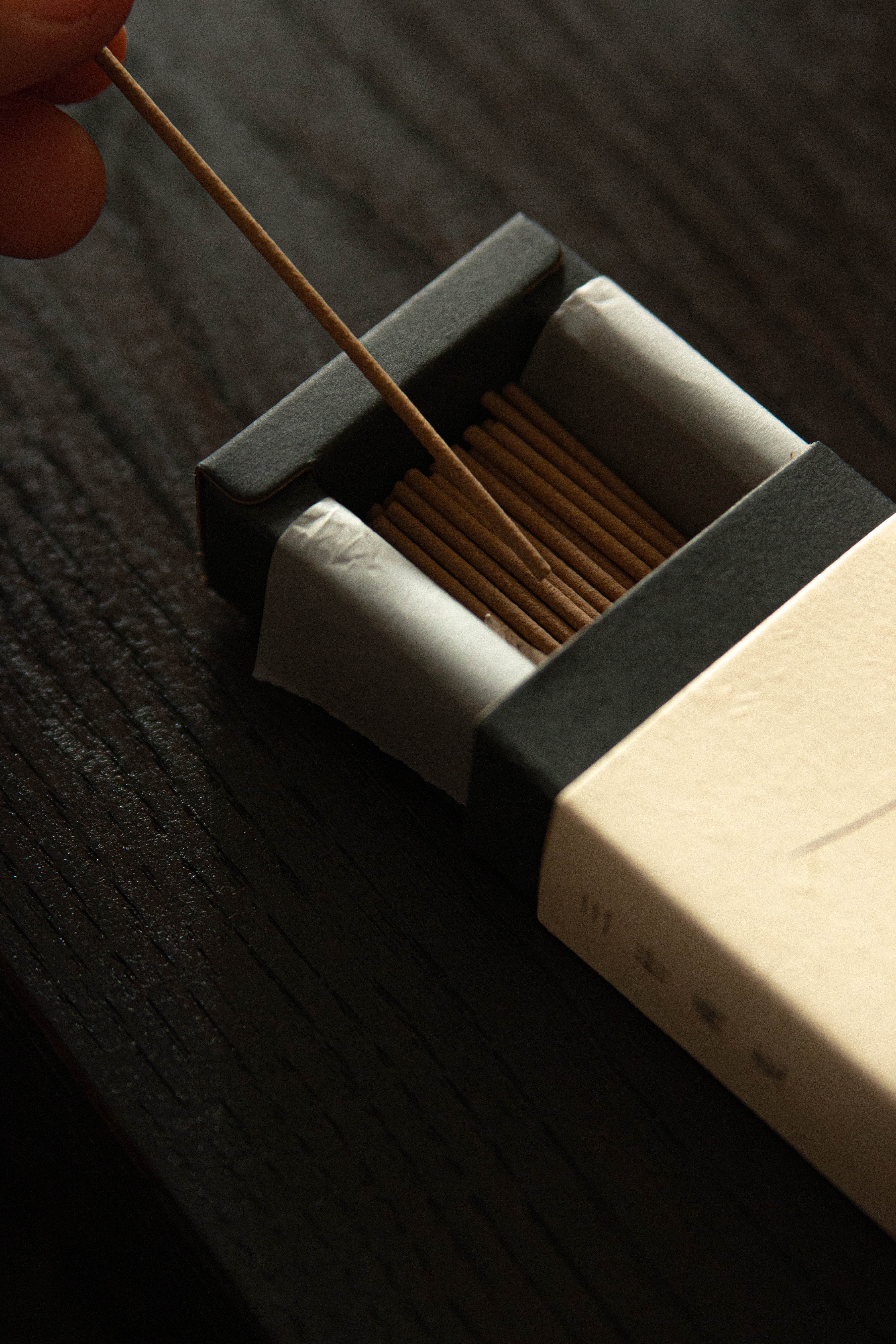 三什两克 San Shi Liang Ke | Incense Sticks