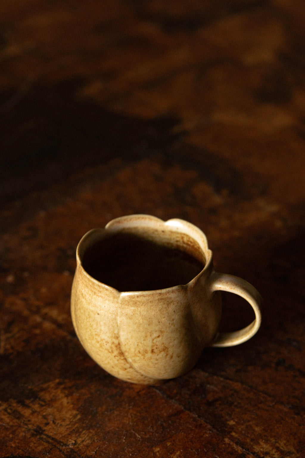 Two Potters | Small Tulip Mug (Brown)