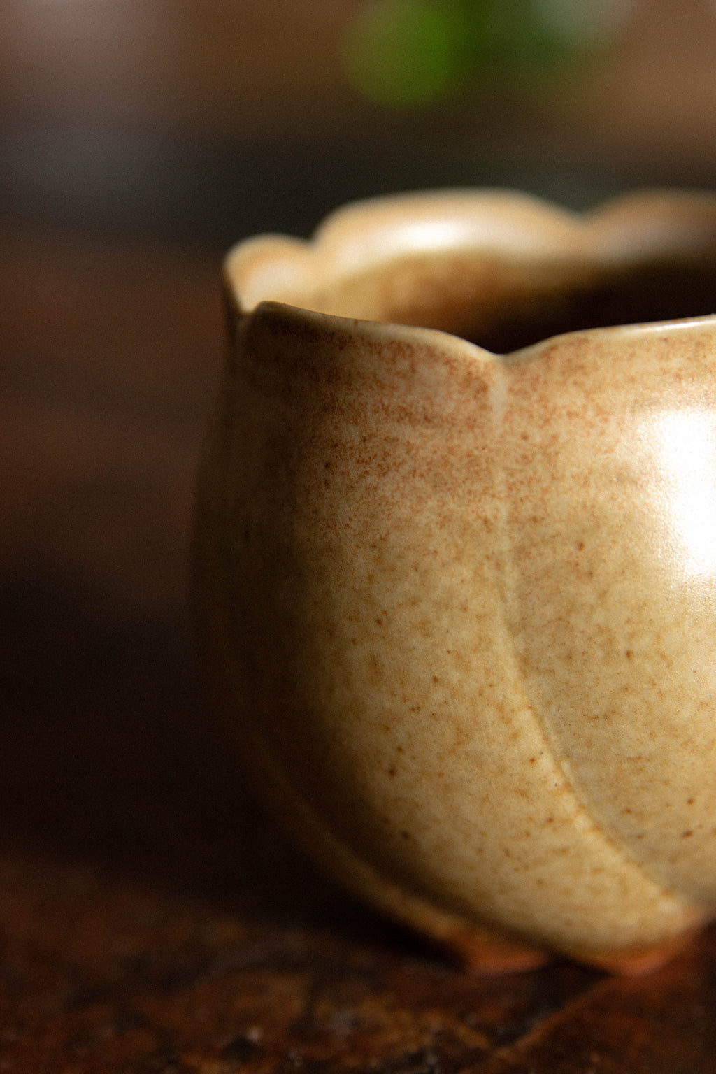 Two Potters | Small Tulip Mug (Brown)