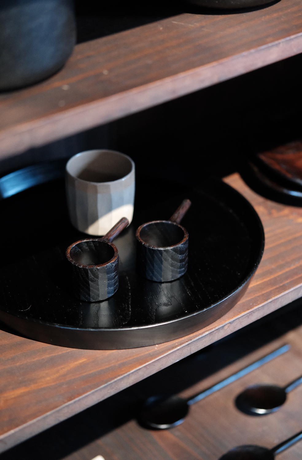 BACKORDER | Chestnut Round Tray