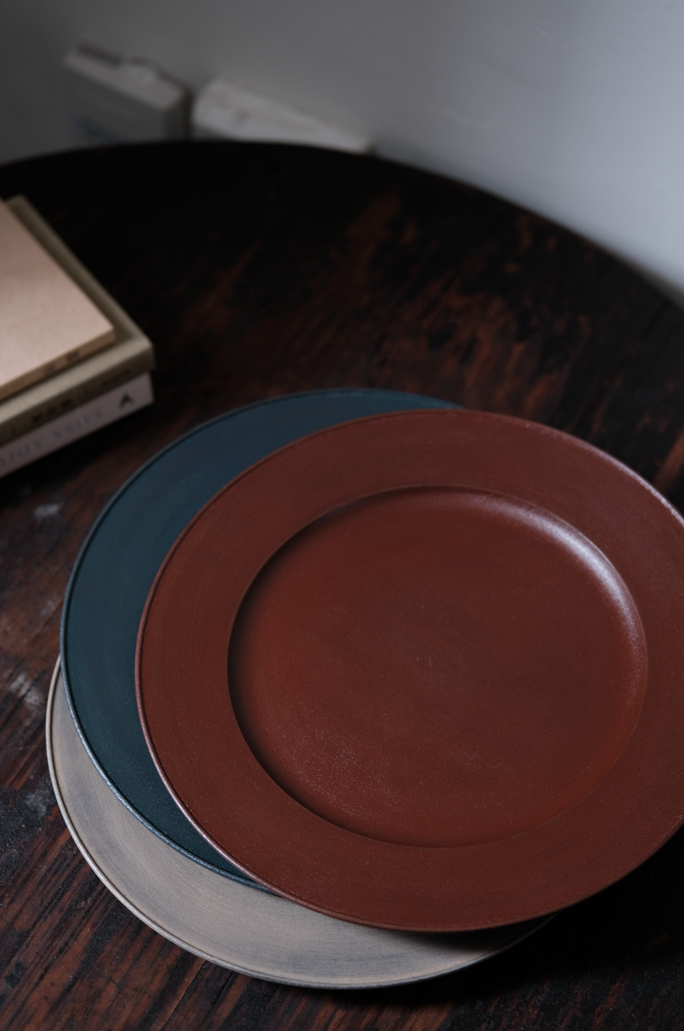 Tomii Takashi | Lacquer Rim Plate 18