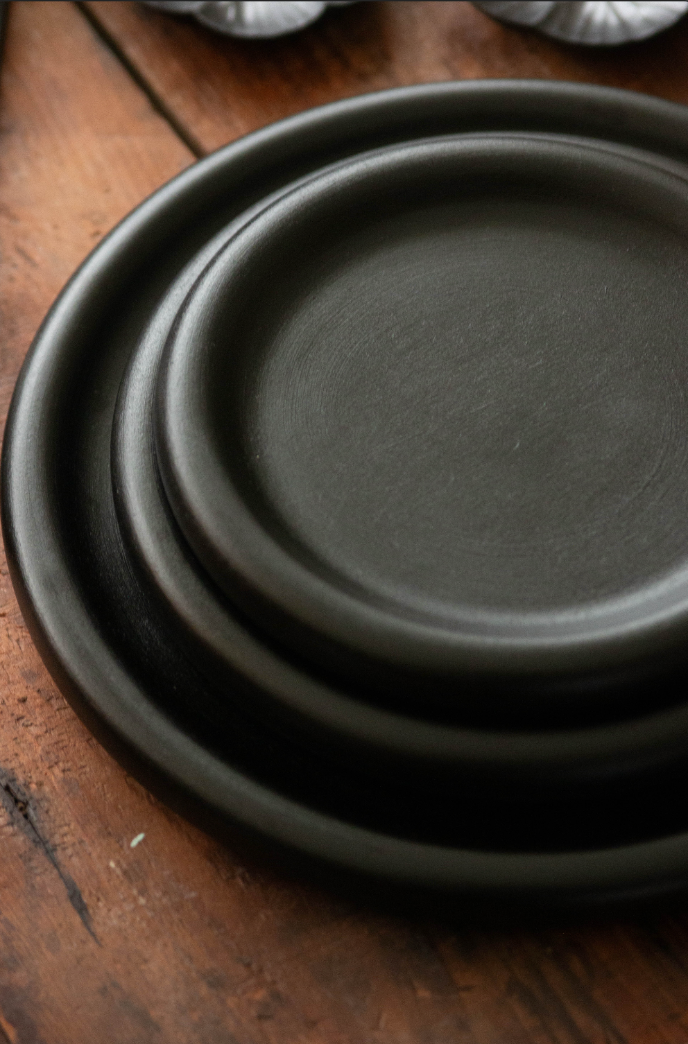 BACKORDER | Lacquer Thick Round Plate 150