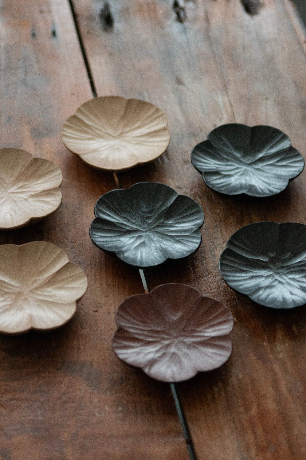 BACKORDER | Urushi Mamezara (Floral Small Plates)