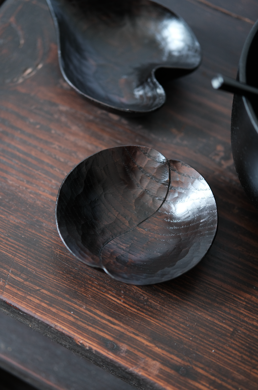 BACKORDER | Urushi Small Leaf Bowl